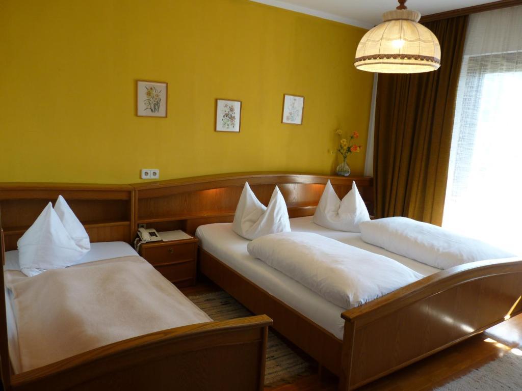 Pension Broenimann Ossiach Exterior photo