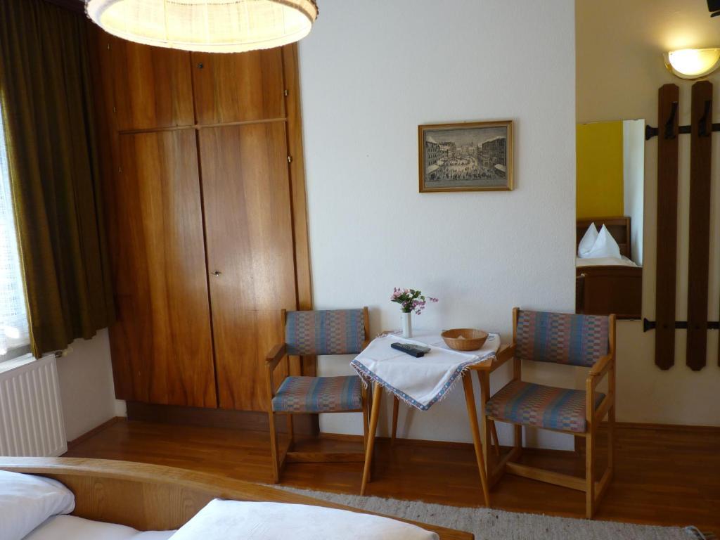 Pension Broenimann Ossiach Room photo