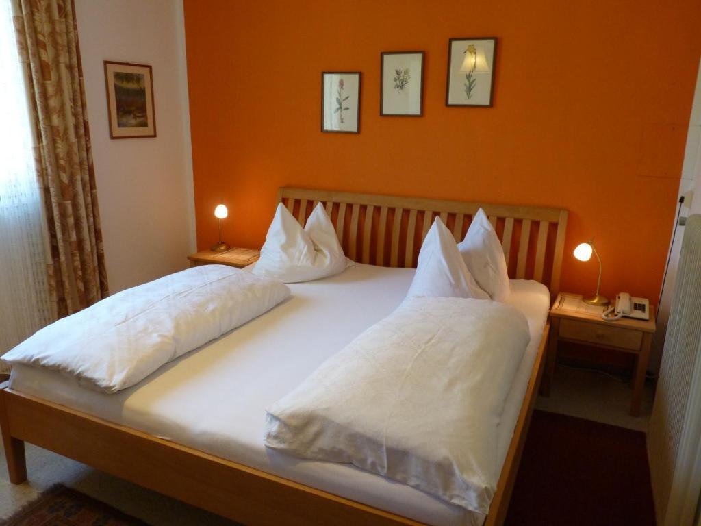 Pension Broenimann Ossiach Room photo