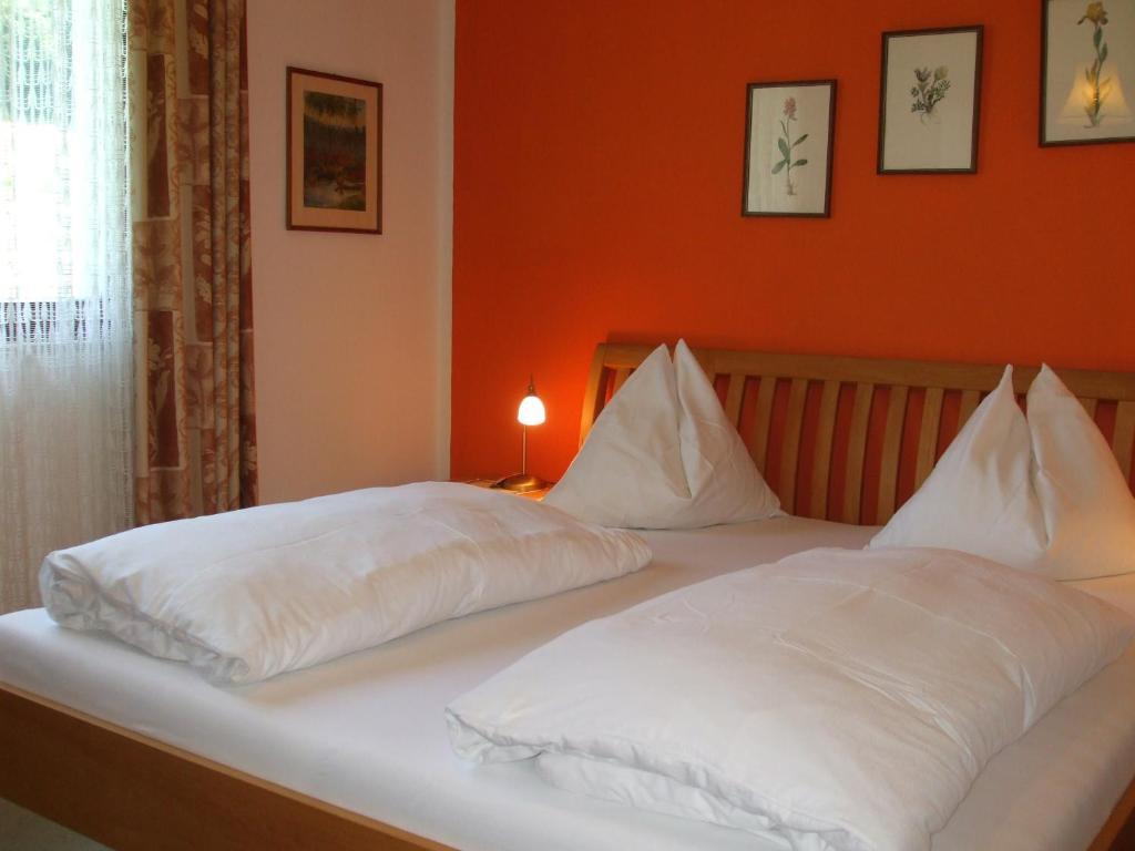 Pension Broenimann Ossiach Room photo